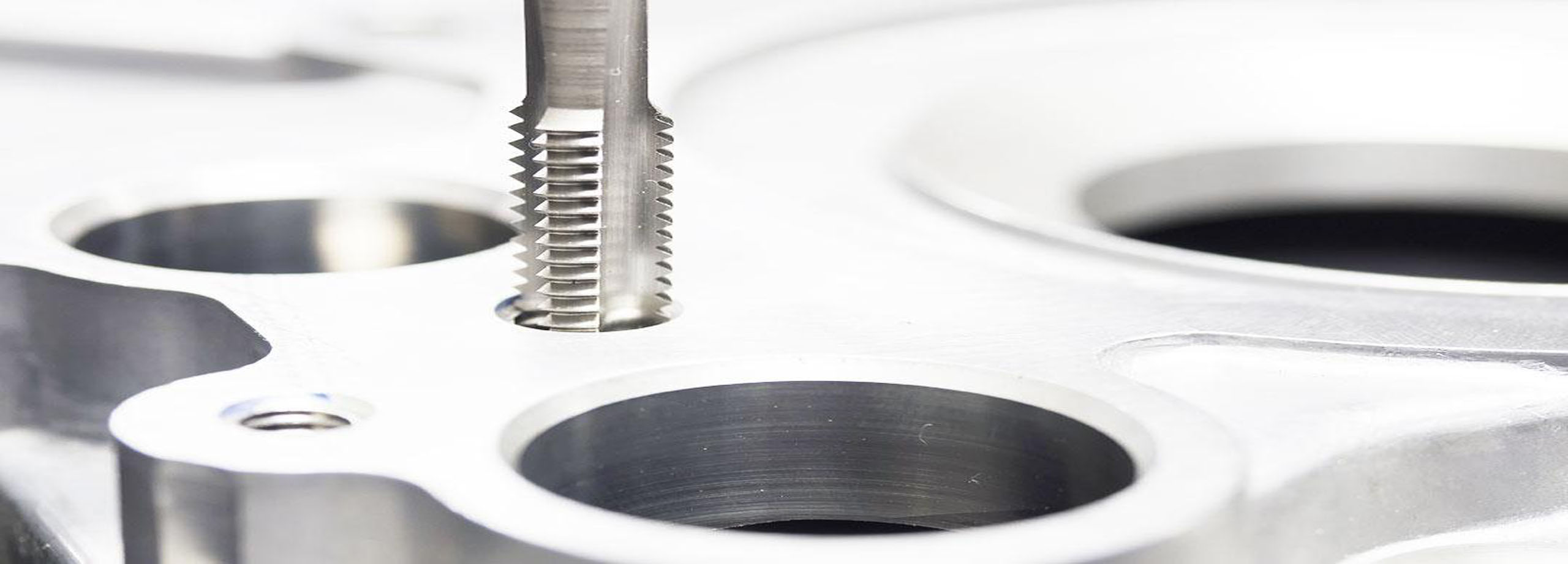 Schroefdraad reparatie